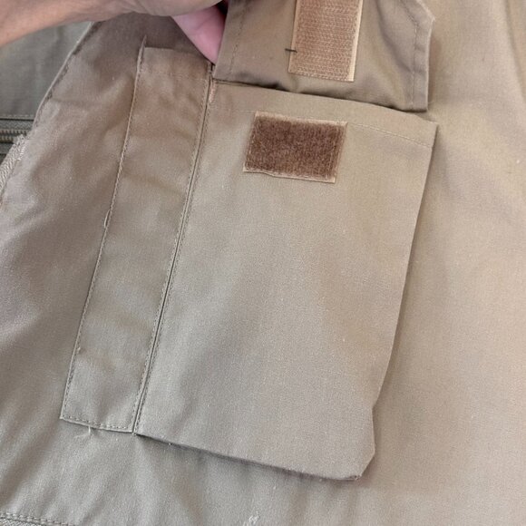 Orvis Fly Fishing Vest Vintage Zip and Snap Closure Multiple Pockets Men Medium - Picture 7 of 11